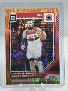 2024-25 Optic Jonas Valančiūnas #21 Orange Shock Prizm /225 Wizards - Picture 1 of 10