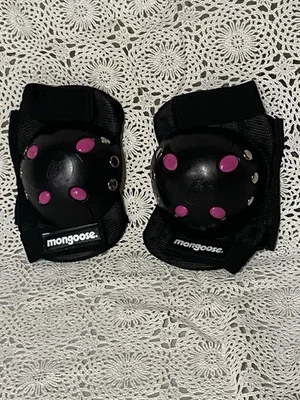Mongoose BMX Knee & Elbow Pads Pink & Black High Impact Shell - Image 1 of 4
