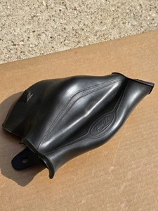 Ford Mustang F150 302 Distributor Cover RUBBER BOOT F1TE-12252-BA - Picture 1 of 13
