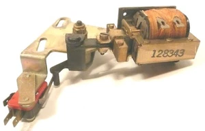 WURLITZER 7500  JUKEBOX part :  Tested / Working  BASKET LOCK COIL  UNIT - Picture 1 of 3