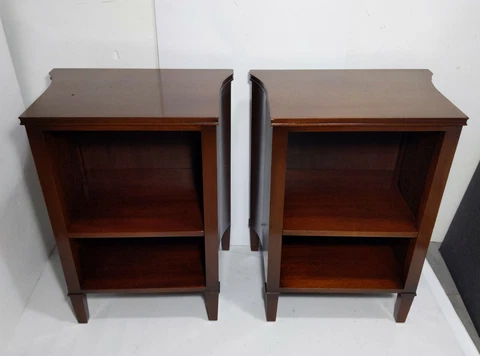 Vintage/Antique Pair Art Deco Kittinger Nightstands Table w Shelf Mahogany Wood Cover