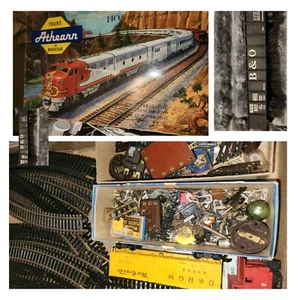 Vintage TRAIN BOX By ATHEARN Freight HO Filled W/MIX Odd PARTS LOT - Picture 1 of 11