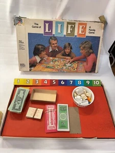 VINTAGE The Game of Life 1981 Milton Bradley Classic Board Family Kids USA - Picture 1 of 15