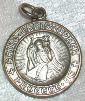 Medalla de colección cristiana de la era de Vietnam Obispo Choi San Cristóbal Protéjanos MW - Imagen 1 de 3
