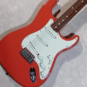 Fender Made in Japan Stratocaster tradizionale anni 60 Fiesta rossa peso 3,62 kg fino a - Foto 1 di 11
