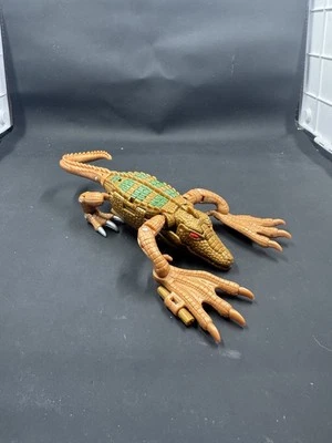Transformers Mutant Beast Wars Deluxe SOUNDWAVE Bat Alligator B - Image 1 of 3