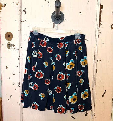 Hazel Azul Oscuro Floral Plisado Patinador Mini Forrado Circular Falda Talla PEQUEÑA Foto 1 de 4