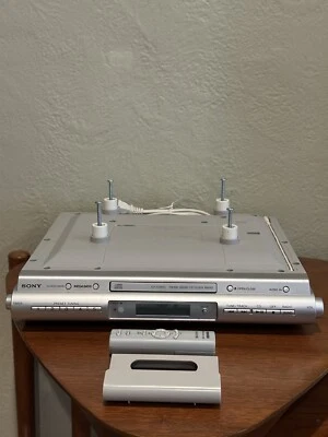 Reproductor de CD radio AM/FM debajo del gabinete Sony ICF-CDK50 con control remoto y hardware - PROBADO Foto 1 de 4