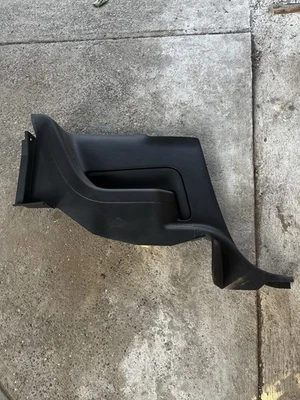 05-09 Ford Mustang cuarto trasero moldura OEM negro carbón LH Driver Foto 1 de 4