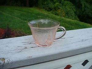 Hazel Atlas Royal Lace Pink Cup Depression Glass - Picture 1 of 6