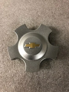 New OEM Center Cap 2006-2007 Monte Carlo 2006-2012 Chevrolet Impala Center Cap - Picture 1 of 3