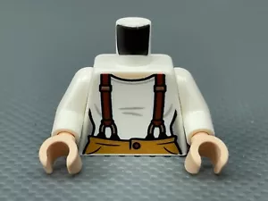 LEGO Minifigure Torso Camicia Bianca LEGO Rossa. Sospensioni marroni pantaloni torrone Med - Foto 1 di 8