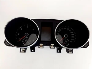 R1668 VW SPEEDOMETER INSTRUMENT CLUSTER 5K0920873A - Picture 1 of 5