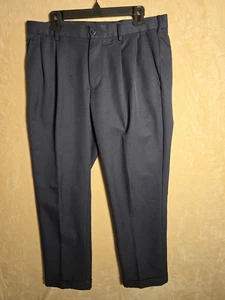 Van Heusen Traveler Men’s 34x32 Dress Pants Navy Classic Fit Pleated Cuffed Hem - Picture 1 of 5