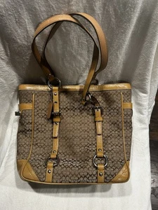 Coach Gallery 12344 Khaki Medium Mini Signature C Leder Beuteltasche Tasche Handtasche - Bild 1 von 5