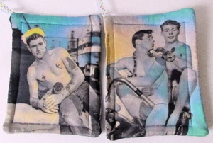 Sexy Male Vintage 50's Beefcake Potholders / Hotpads Set of 2- 2x Insulated Gay - Picture 1 of 4
