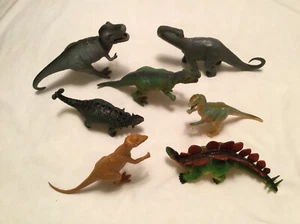 Lot Of 7 Plastic Dinosaurs Toy Figures - Picture 1 of 3