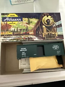 Athearn #1198 Ontario Northland ""Entwicklungsstraße"" DRK grün #90550 40' Boxcar - Bild 1 von 2