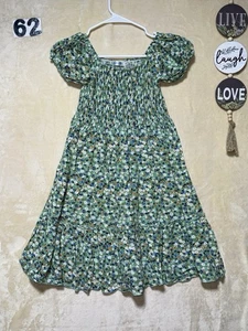 Kukume Girls Sz 150 (12 ) Green Smocked Floral Scoop Neck Dress - Picture 1 of 7