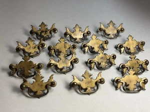 14 Vintage Messing getönte Schubladengriffe mit Schrauben Fledermausflügel - Bild 1 von 3