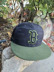 Boston Red Sox New Era 2018 Memorial Day On-Field 59Fifty Fitted Hat Size 7 1/2 - Picture 1 of 3