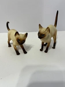 Vintage Porcelain Siamese Cat Figurines, Set of 2 - Picture 1 of 9