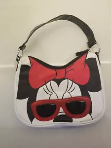 Cute Disney clutch is perfect for any fan of the classic character, Minnie Mouse - Picture 1 of 9