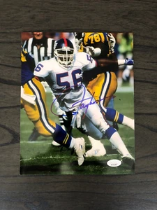 Lawrence Taylor Signed Giants 8x10 Photo (JSA COA) - Picture 1 of 2