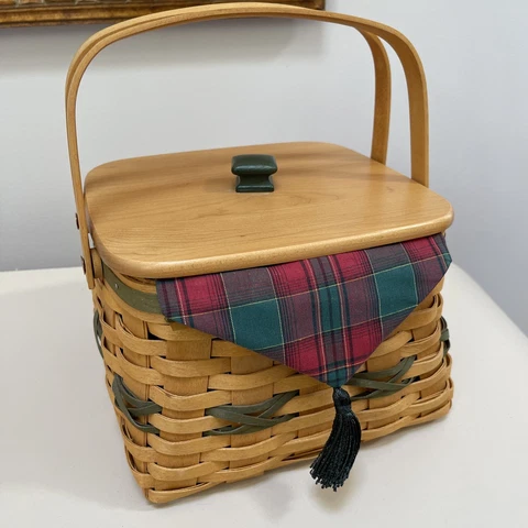 Longaberger Christmas Collection 2000 Edition "Deck The Halls Basket" COMBO Cover