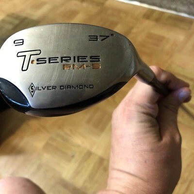 Fujikura T Series 9 Silver Diamond RM-5 Golf Club - Image 1 of 4