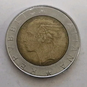 Italy coin 500 Lira 1985 Lovely Condition Circulated - Picture 1 of 4