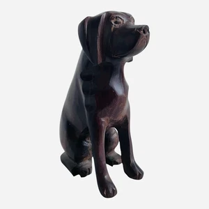 Estatua de perro labrador retriever marrón de madera tallada de colección estilo arte popular - Imagen 1 de 5