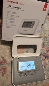 Honeywell T3R kabelloser 7 Tage programmierbarer Thermostat - Bild 1 von 3