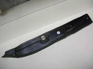 MERCEDES E CLASS 03 04 05 06 08 09 FRONT COVER FENDER OEM NEW RH - Picture 1 of 3