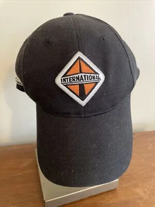 International Trucks MPC Correa Ajustable Trasera Negro Algodón Sombrero/Gorra Camionero - Imagen 1 de 6