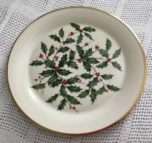 Lenox Holiday/Christmas 12.75"  Round ServingPlatter Plate Ivory China Gold Trim - Picture 1 of 3