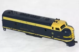 Tyco HO Scale EMD F7 Blue and Yellow Santa Fe #4015 locomotive shell - Picture 1 of 4