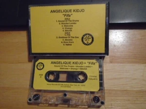 RARE PROMO Angelique Kidjo CASSETTE TAPE Fifa african CARLOS SANTANA Pili Pili ! - Picture 1 of 2