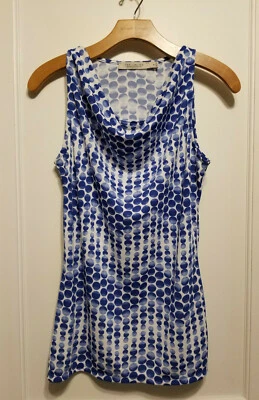 Top THE LIMITED Sin Mangas Cuello Capucha Estampado Punto Azul, Viaje, Poliéster, Talla M, Nuevo con Etiquetas Foto 1 de 4