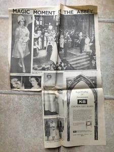 Seltener Queen Elizabeth II Zeitungsausschnitt - April 1963, Westminster Abbey - Bild 1 von 1