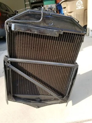 46-52 Bentley MK VI/Tipo R y Rolls Royce Dawn Completo, Radiador Original Foto 1 de 4