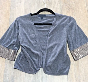 Banana Republic Strickjacke Pullover Damen klein grau 3/4 Arm offen Pailletten Preppy - Bild 1 von 7