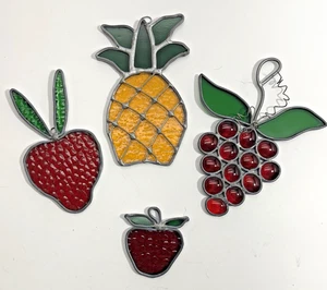 Lotto/4 appendiabiti da finestra vintage in vetro colorato ananas fragola uva - Foto 1 di 7