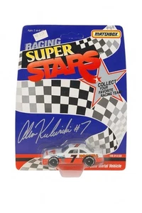 Matchbox Alan Kulwicki 1992 #7 Hooters Ford Thunderbird NASCAR 1:64 Diecast - Picture 1 of 4