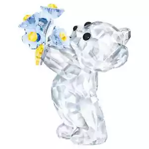 Swarovski Kris Bear Forget-me-not Figurine Designer Stefanie Nederegger 5427993 - Picture 1 of 5