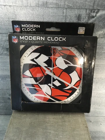 Chicago Bears NFL Modern Abstract Art 12" Fan Cave Wall Clock New Cover