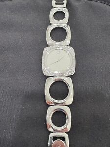 Movado Dolce Stainless Steel Silver Dial 35mm Ladies Watch 84 G2 1330 A86 “Rare”