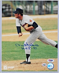Phil Niekro, Atlanta Braves — Autographed 8x10 w/"H.O.F. ’97" inscription — PSA - Picture 1 of 2