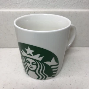 Taza de café Starbucks 2017 14 oz grande con logotipo de sirena verde barril blanco - Imagen 1 de 5