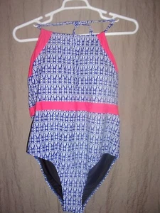 Ladies Sea & Sand Swimsuit  Size 24W - Picture 1 of 2